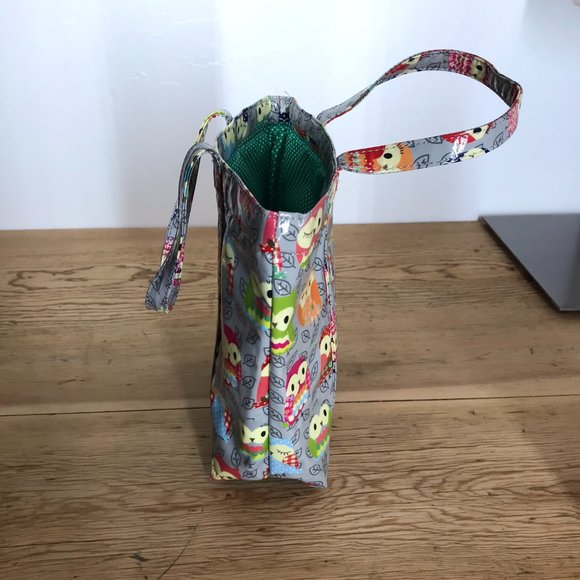 Owl Print Paperchase Vinyl Lunch Sack - Picture 6 of 14